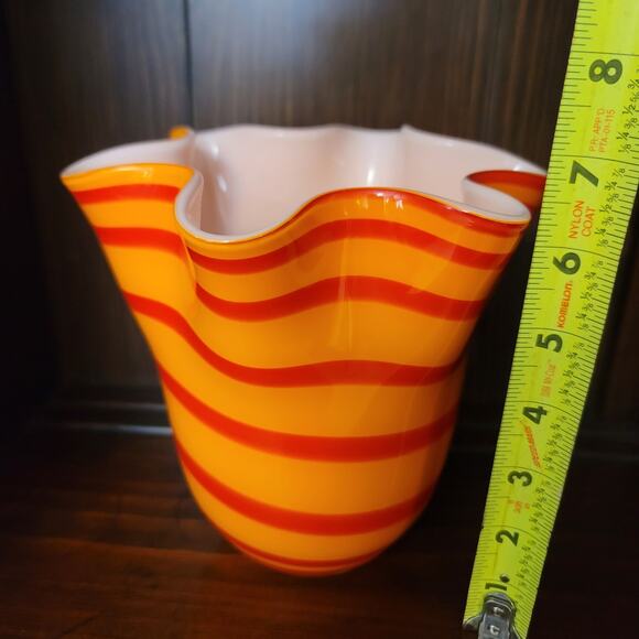 Vintage Art Glass Ruffled Handkerchief Vase Orange & Red Stripe - Picture 7 of 7
